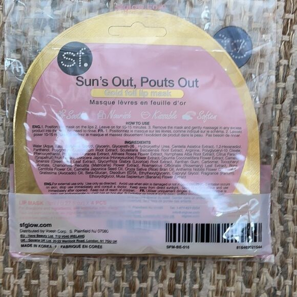 Sun’s Out, Pouts Out Foil Lip Masks - Picture 2 of 2